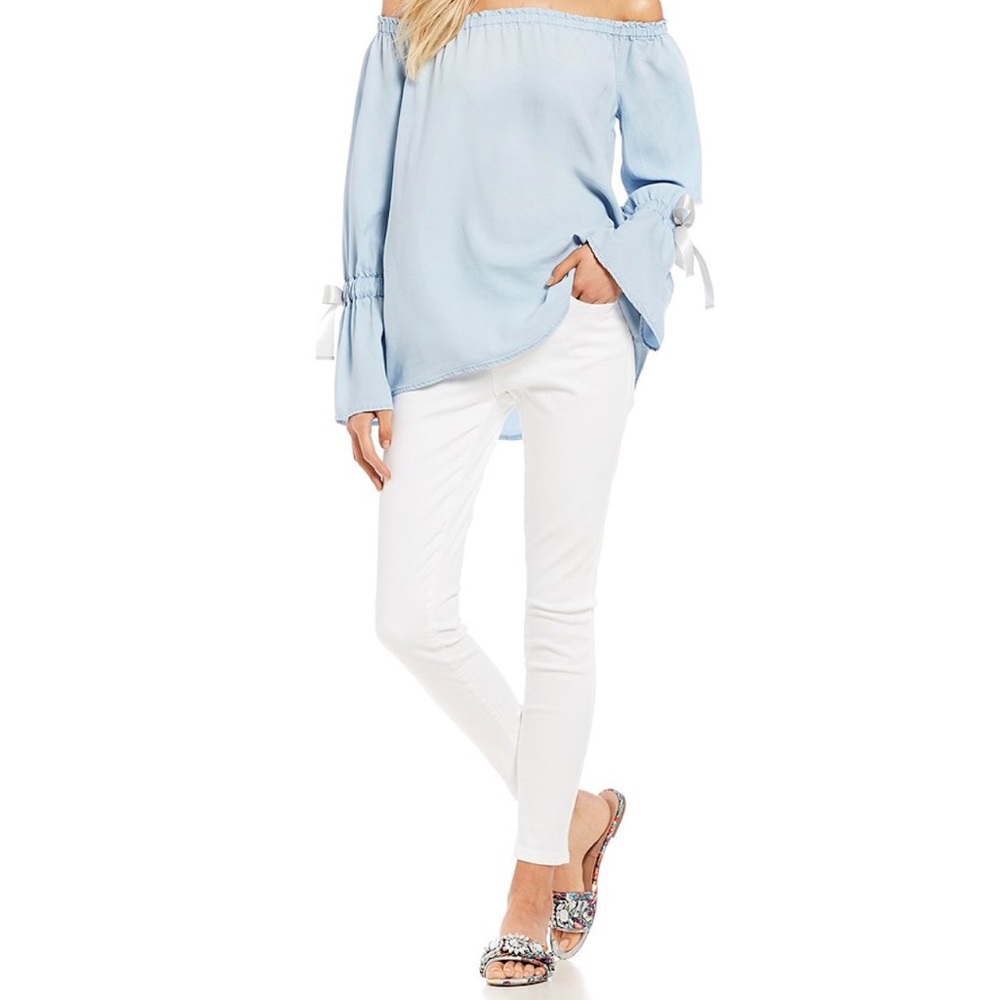 WHITE LOW RISE SKINNY JEANS by Celebrity Pink